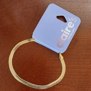 NWT Claire's Gold Toned Herringbone Adjustable Bracelet